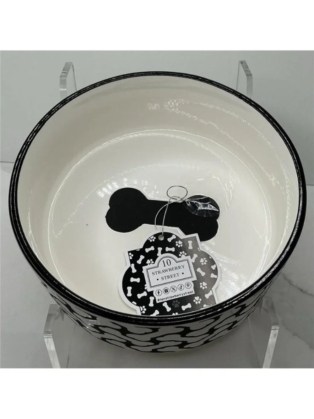 10 Strawberry Street Pet Bowl Black Bone Embossed Ceramic New